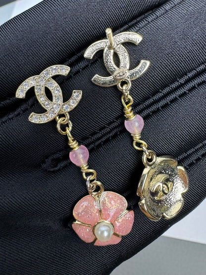 [LUXE]26C Pink Camellia Enamel Pendant with Double C Earrings