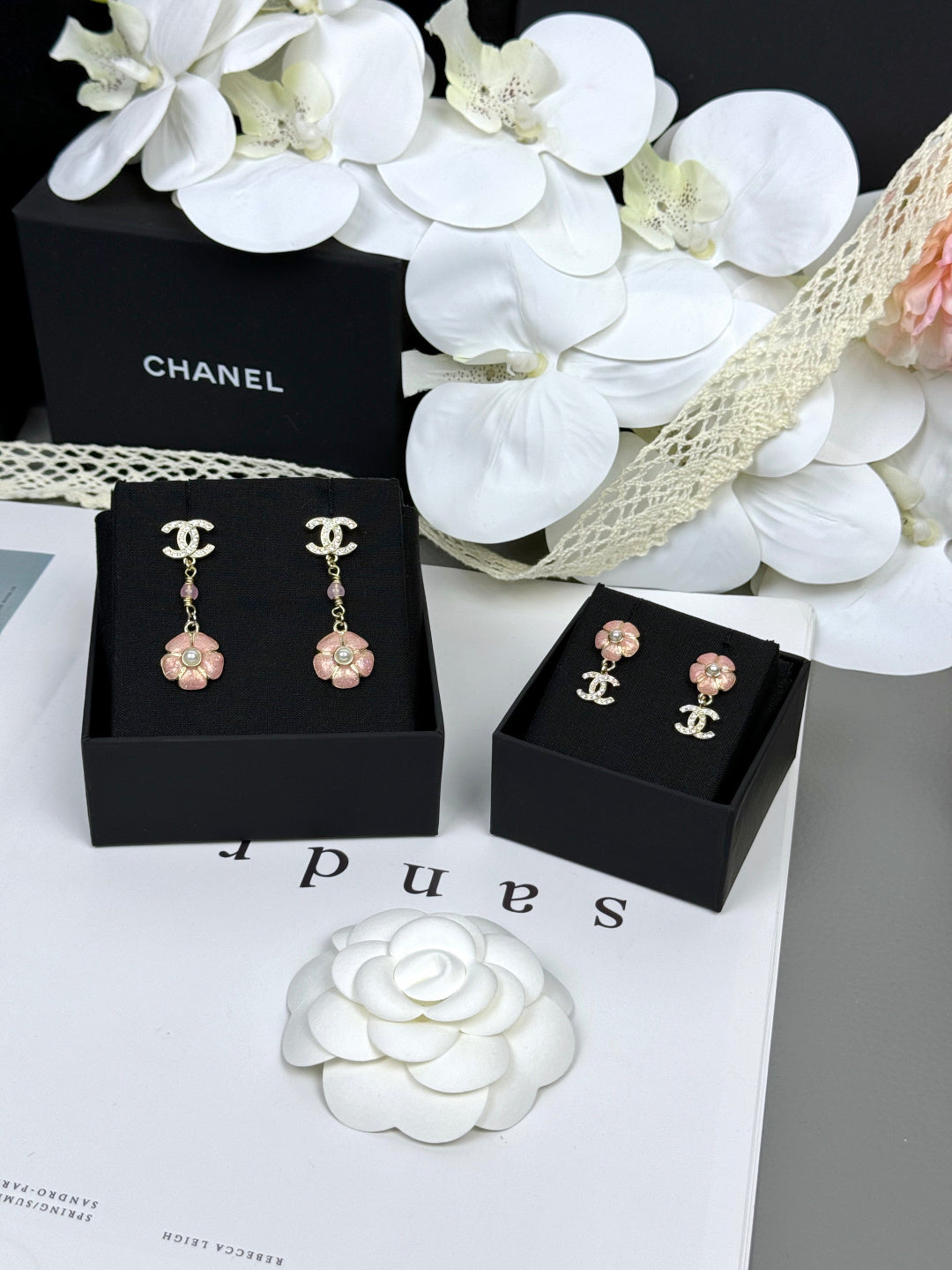 [LUXE]26C Pink Camellia Enamel Pendant with Double C Earrings