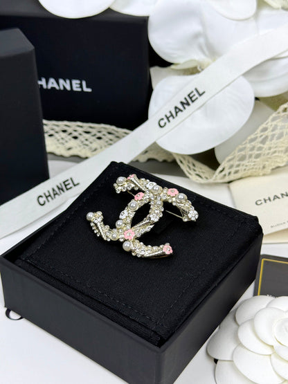 [LUXE]26C Pink-White Enamel Ice Cream Cone Double C Brooch