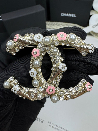 [LUXE]26C Pink-White Enamel Ice Cream Cone Double C Brooch
