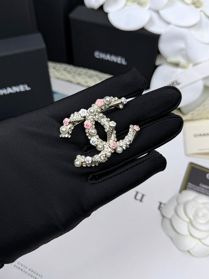 [LUXE]26C Pink-White Enamel Ice Cream Cone Double C Brooch