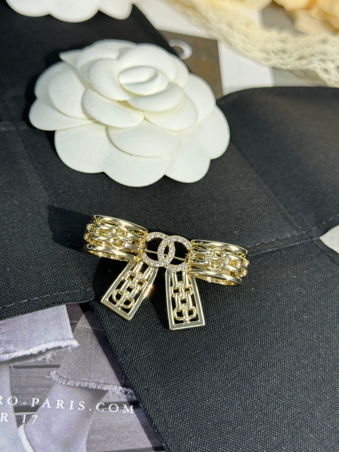 [LUXE]25K Hollow Bow Brooch