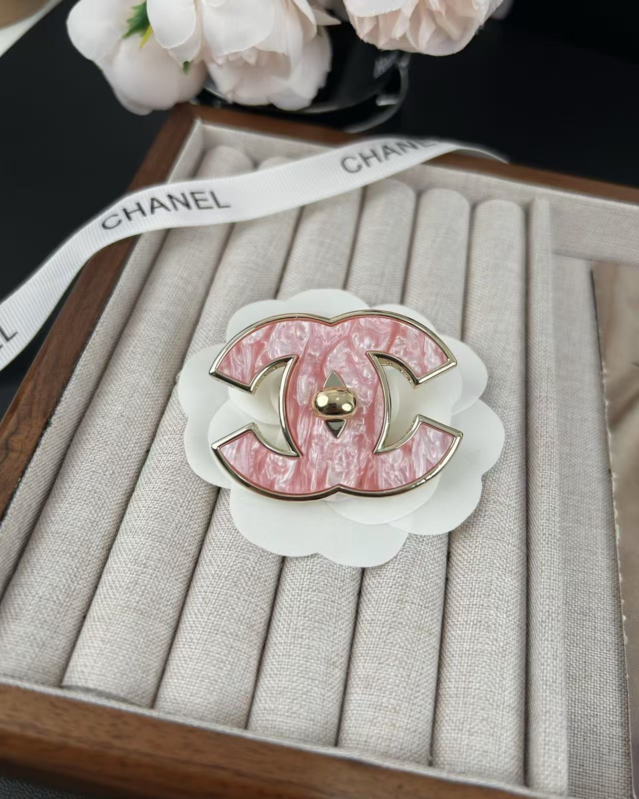 [LUXE]Pink Resin Classic Brooch 5cm