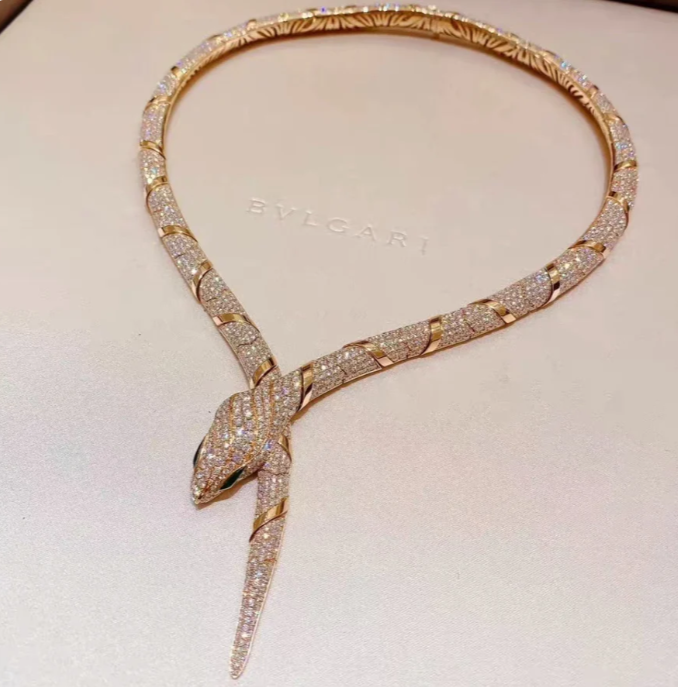 [LUXE]HAUTE COUTURE GOLD SERPENTI NECKLACE