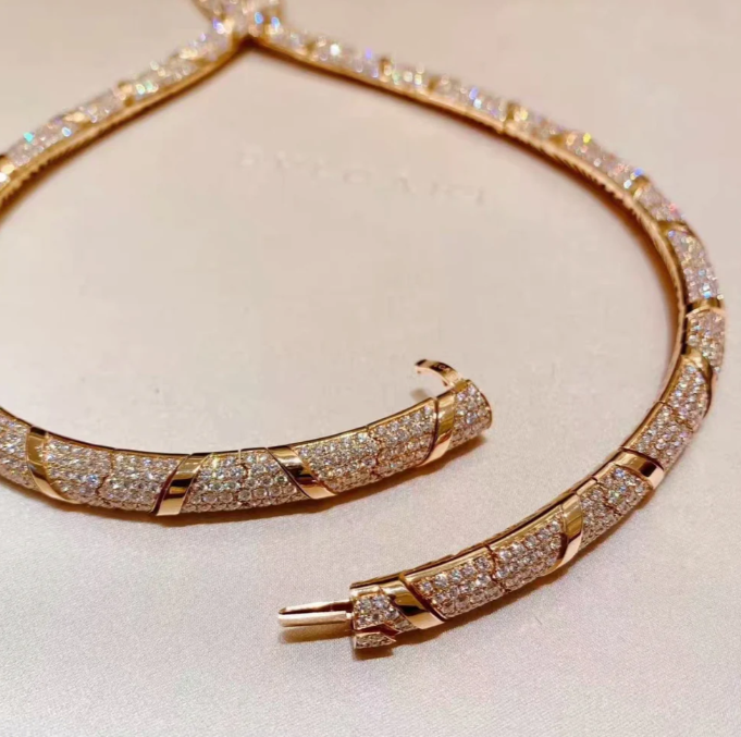 [LUXE]HAUTE COUTURE GOLD SERPENTI NECKLACE