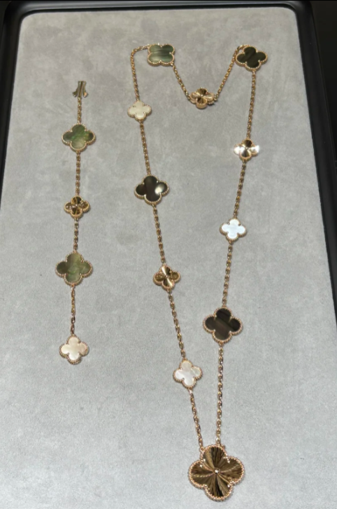 [LUXE]DETACHABLE CLOVER 15(11+4) FLOWER SILVER NECKLACE SET