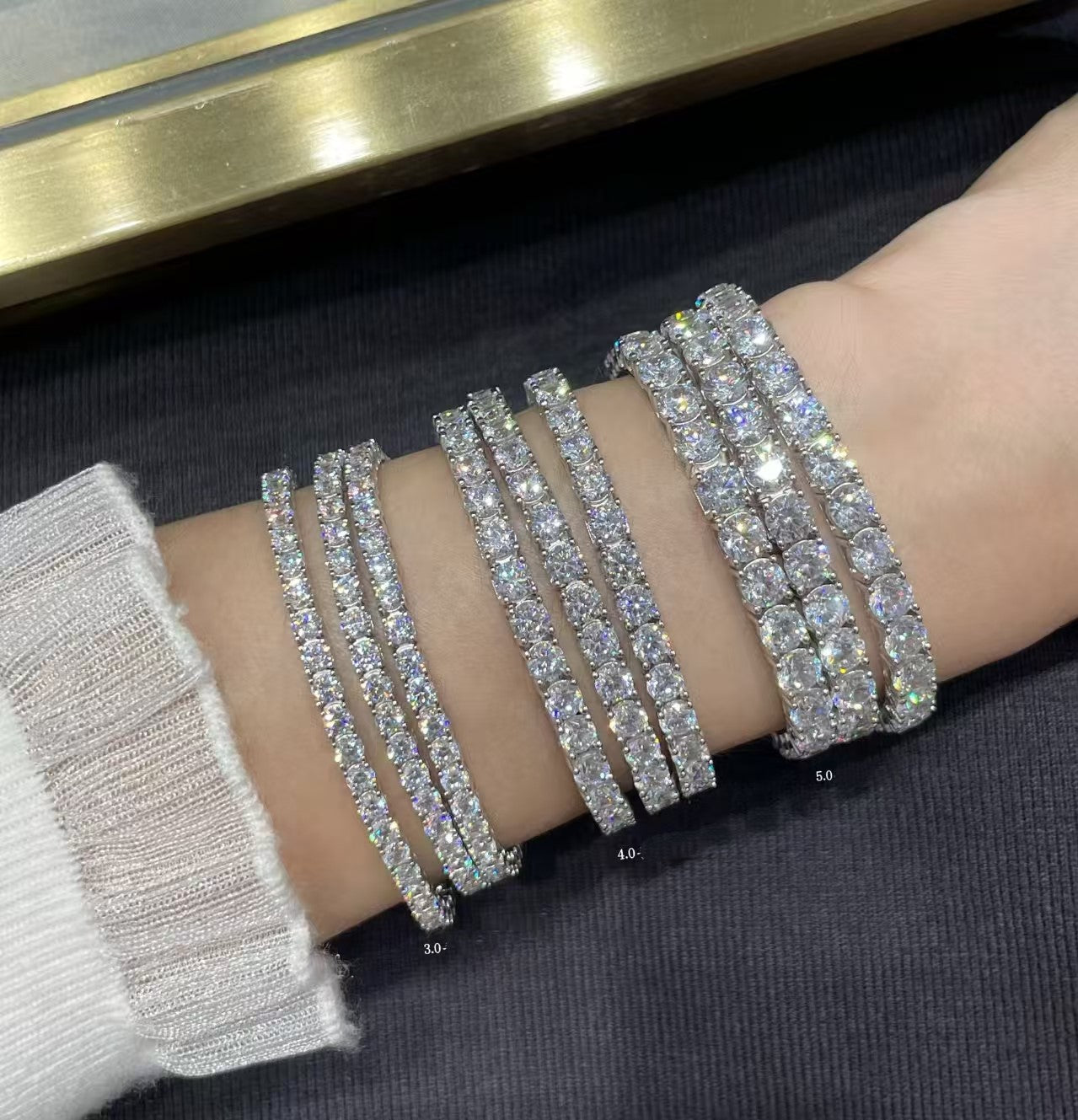 [LUXE jewelrys]TENNIS BRACELET WITH FULL DIAMOND SETTING