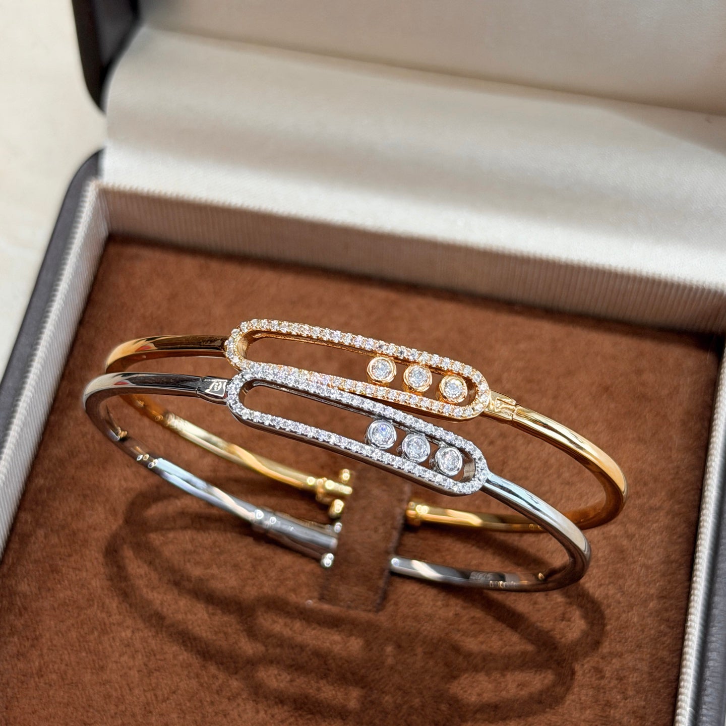 [LUXE]Move Pavé Diamond Bangle Bracelet M
