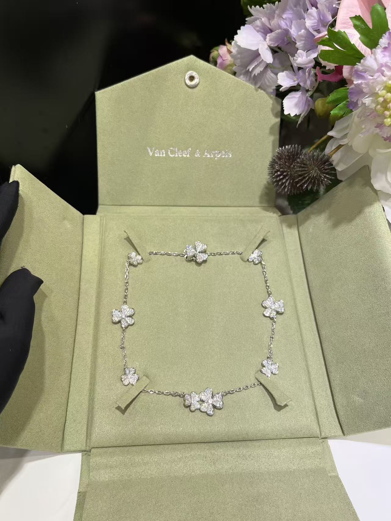 [LUXE]CLOVER 10 MOTIFS  FULL DIAMOND NECKLACE