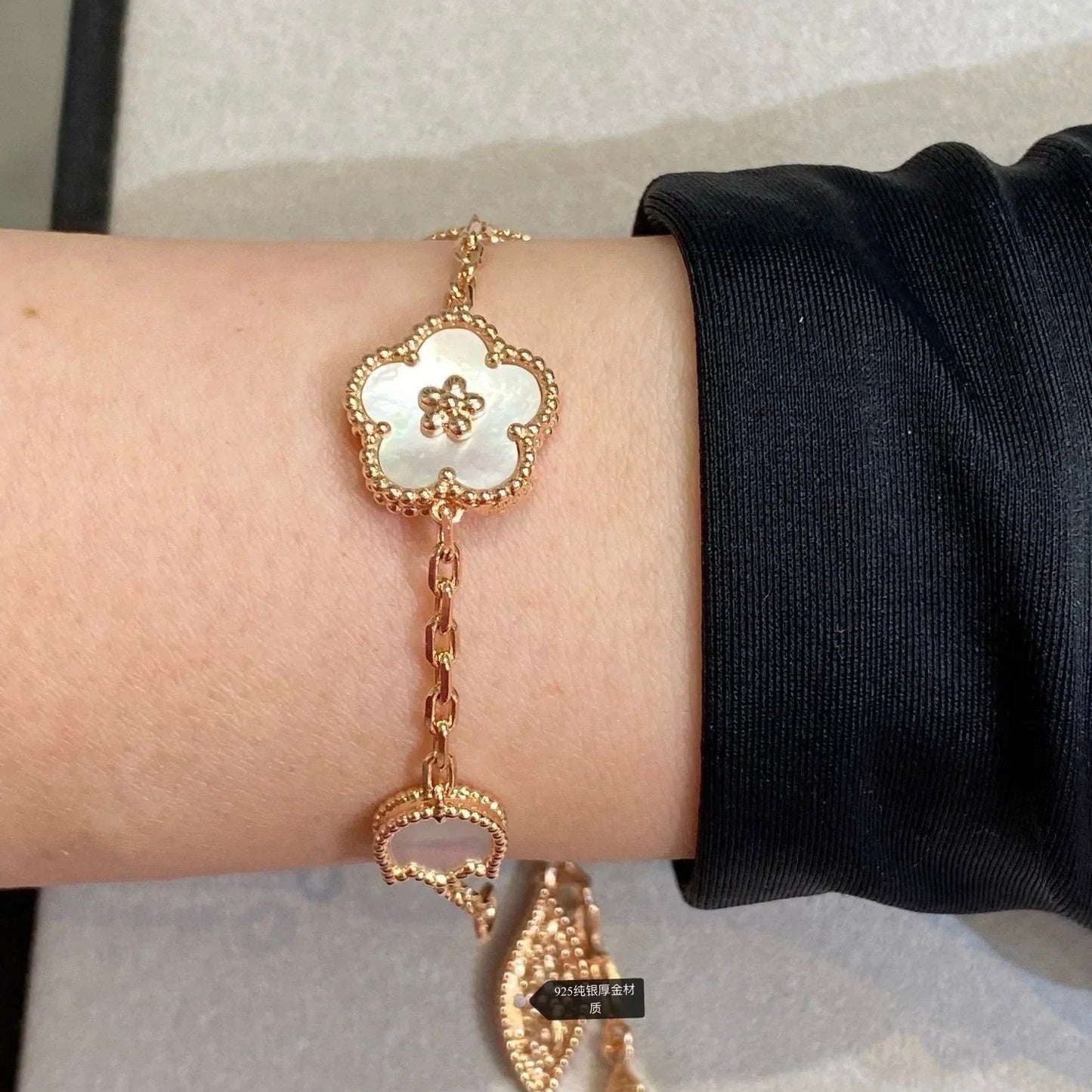 [LUXE]LUCKY SPRING 5 MOTIF BRACELET