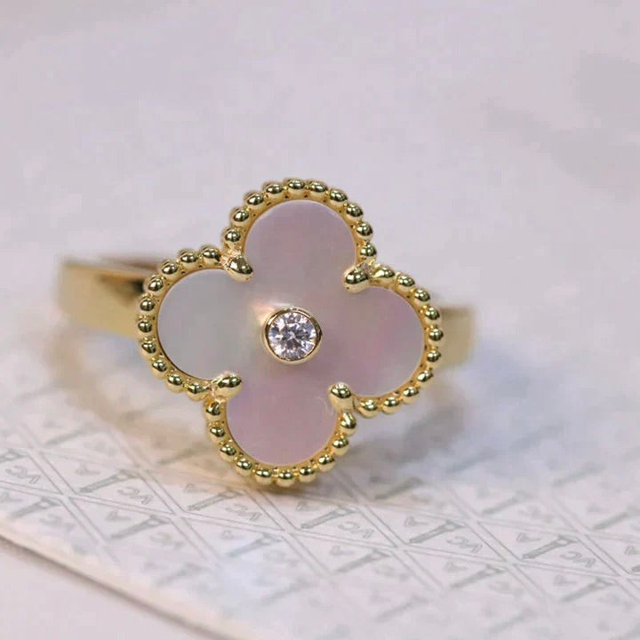 [LUXE]CLOVER PINK MOP RING GOLD DIAMOND