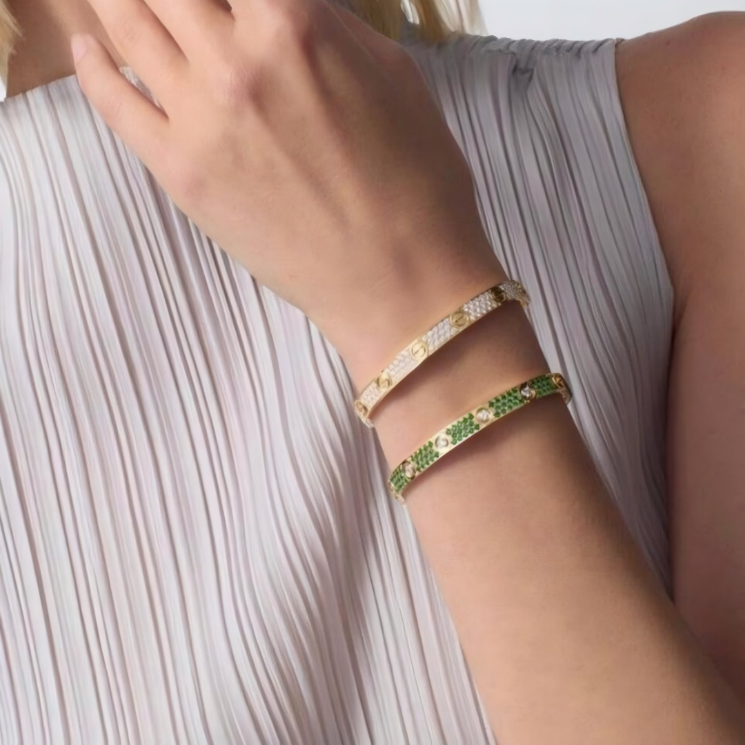 [LUXE]2026 PAVE GEMSTONE LOVE BRACELET 6.1MM 10 DIAMONDS