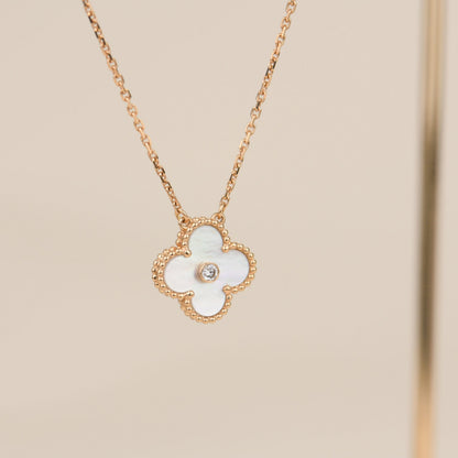 [LUXE]CLOVER 15MM DIAMOND WHITE FRITILLARIA NECKLACE