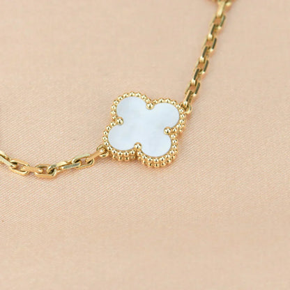 [LUXE]CLOVER WHITE PEARL MOP 5 MOTIF BRACELET COLLECTION