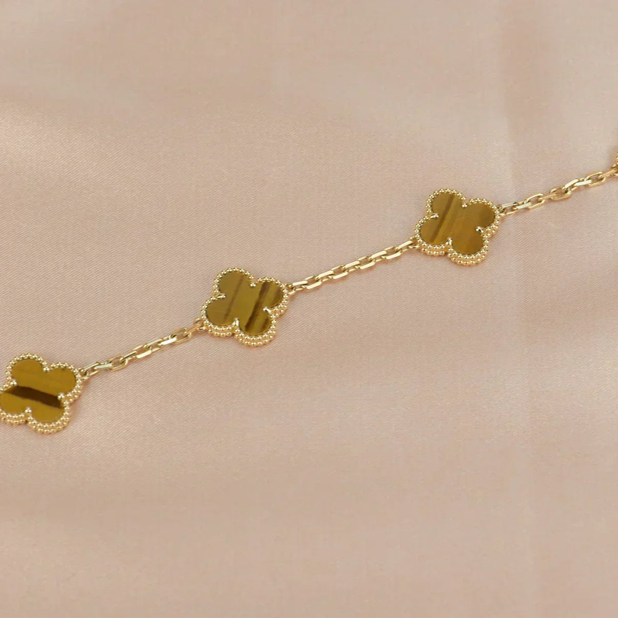 [LUXE] CLOVER 5 MOTIFS TIGER EYE BRACELET COLLECTION