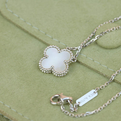 [LUXE]CLOVER  15MM WHITE MOTHER-OF-PEARL SILVER