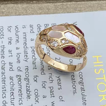 [LUXE]BRAND NEW ASSORTED SNAKE HEAD MOTHER OF PEARL RINGS
