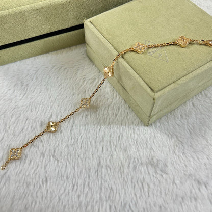 [LUXE]CLOVER 6 MOTIF DIAMOND LASER BRACELET