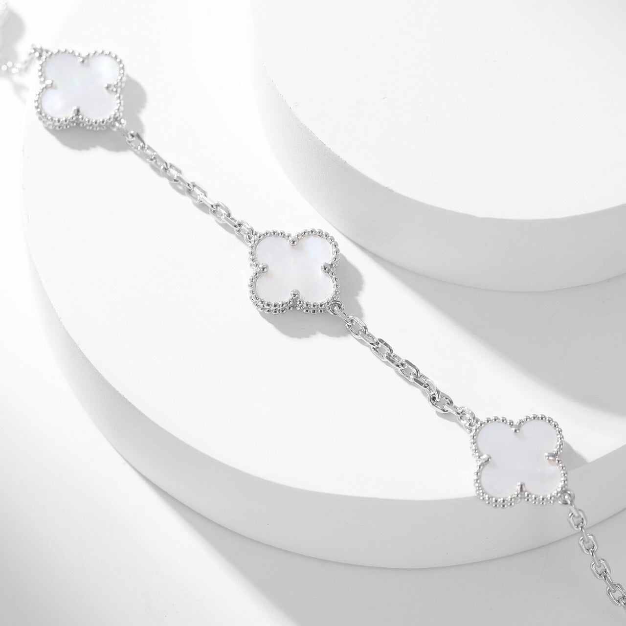 [LUXE]CLOVER 10 MOTIFS WHITE MOTHER OF PEARL NECKLACE