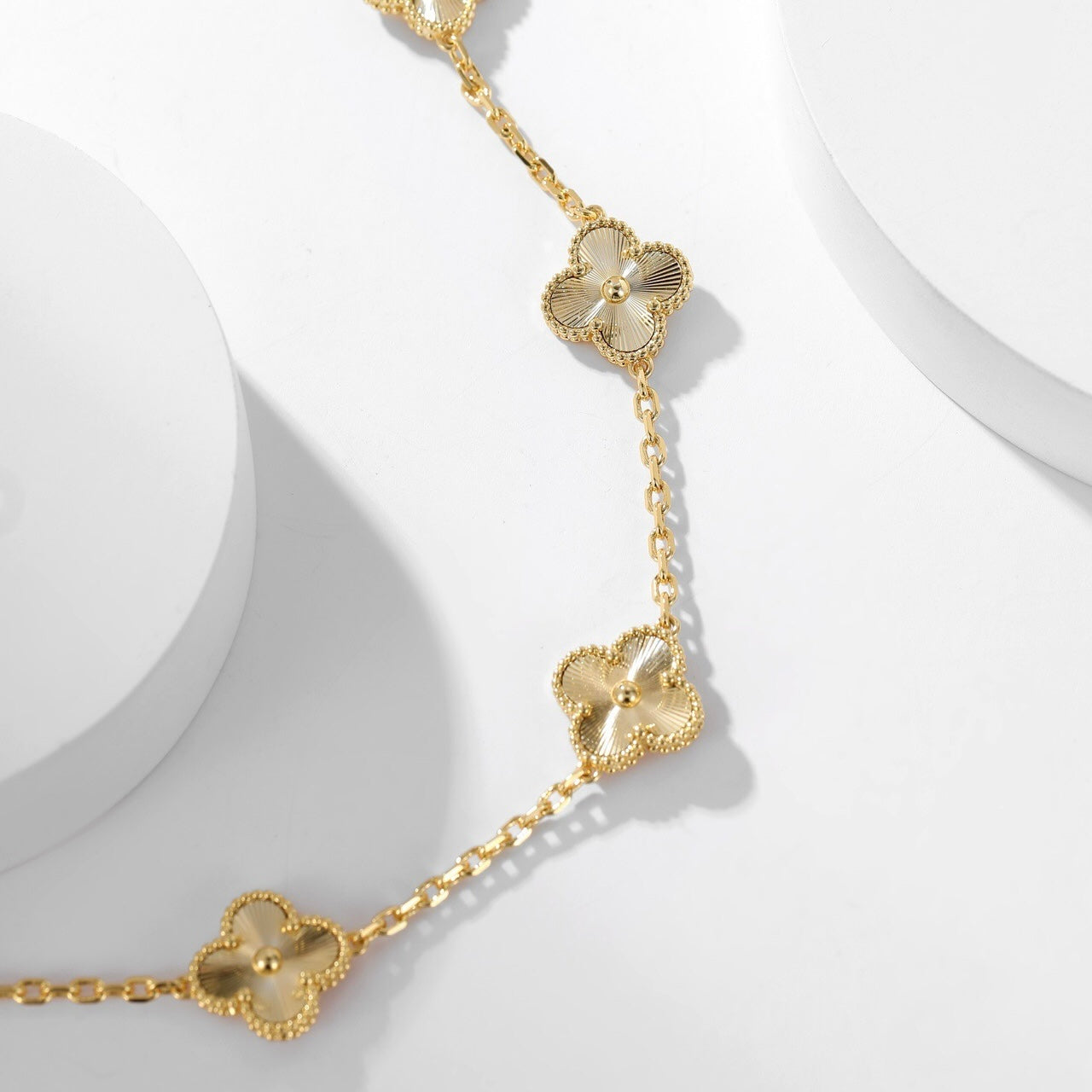 [LUXE]CLOVER 10 MOTIFS LASER NECKLACE