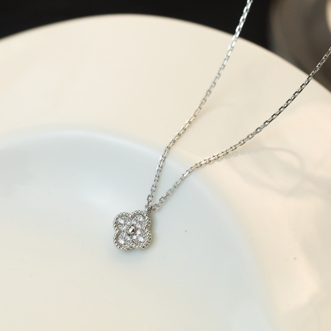 [LUXE]CLOVER MINI 9.5MM PENDANT DIAMOND NECKLACE