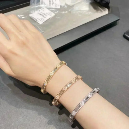 [LUXE]CLOVER BRACELET 4MM DIAMONDS