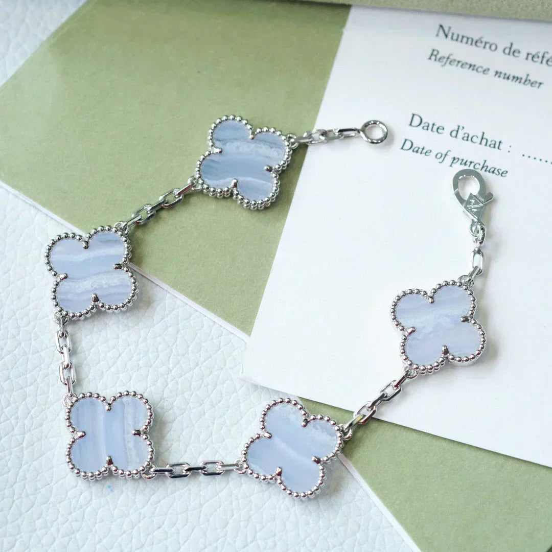 [LUXE] CLOVER 5 MOTIF PURPLE CHALCEDONY BRACELET COLLECTION