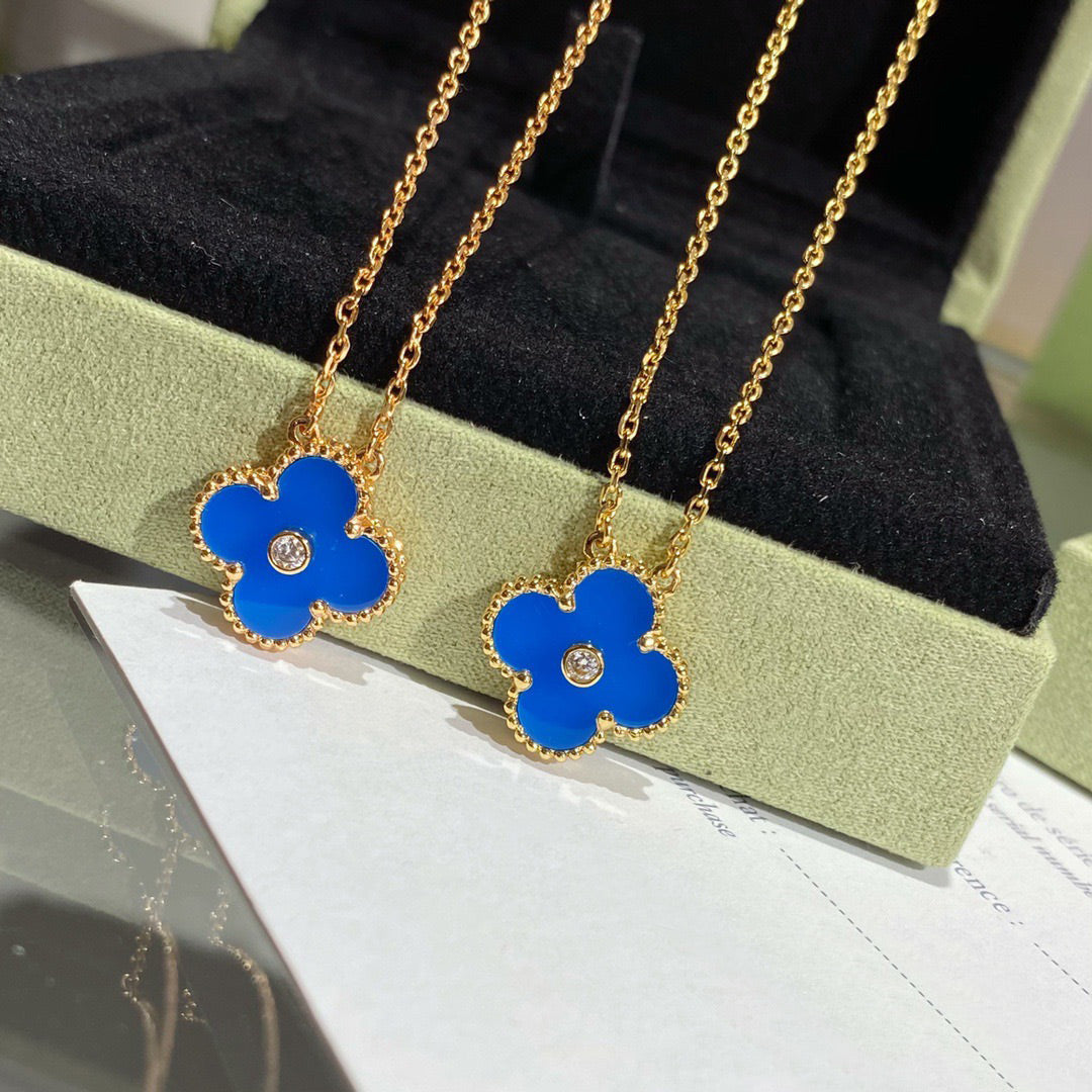 [LUXE]CLOVER 15MM DIAMOND AND BLUE AGATE NECKLACE