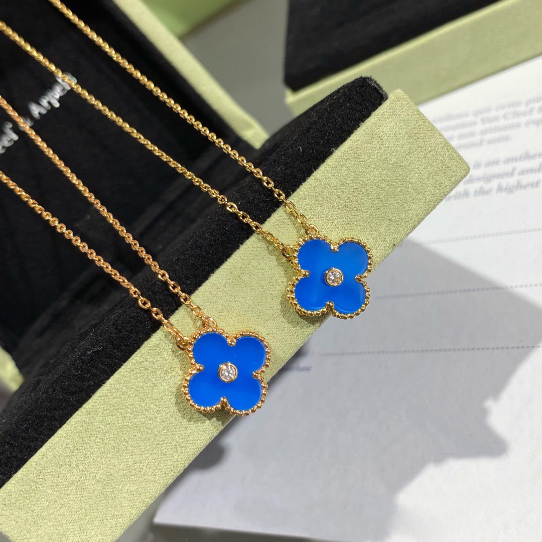 [LUXE]CLOVER 15MM DIAMOND AND BLUE AGATE NECKLACE