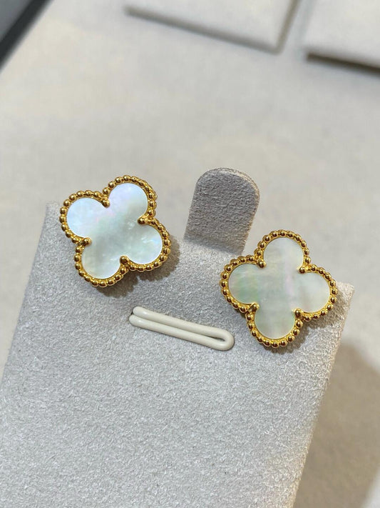 [LUXE] CLOVER LARGE (20mm) 1 MOTIFS WHITE MOP STUD EARRINGS