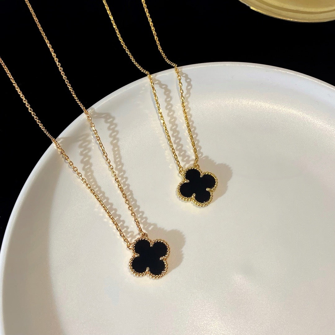 [LUXE]CLOVER 15MM BLACK ONYX SINGLE FLOWER NECKLACE