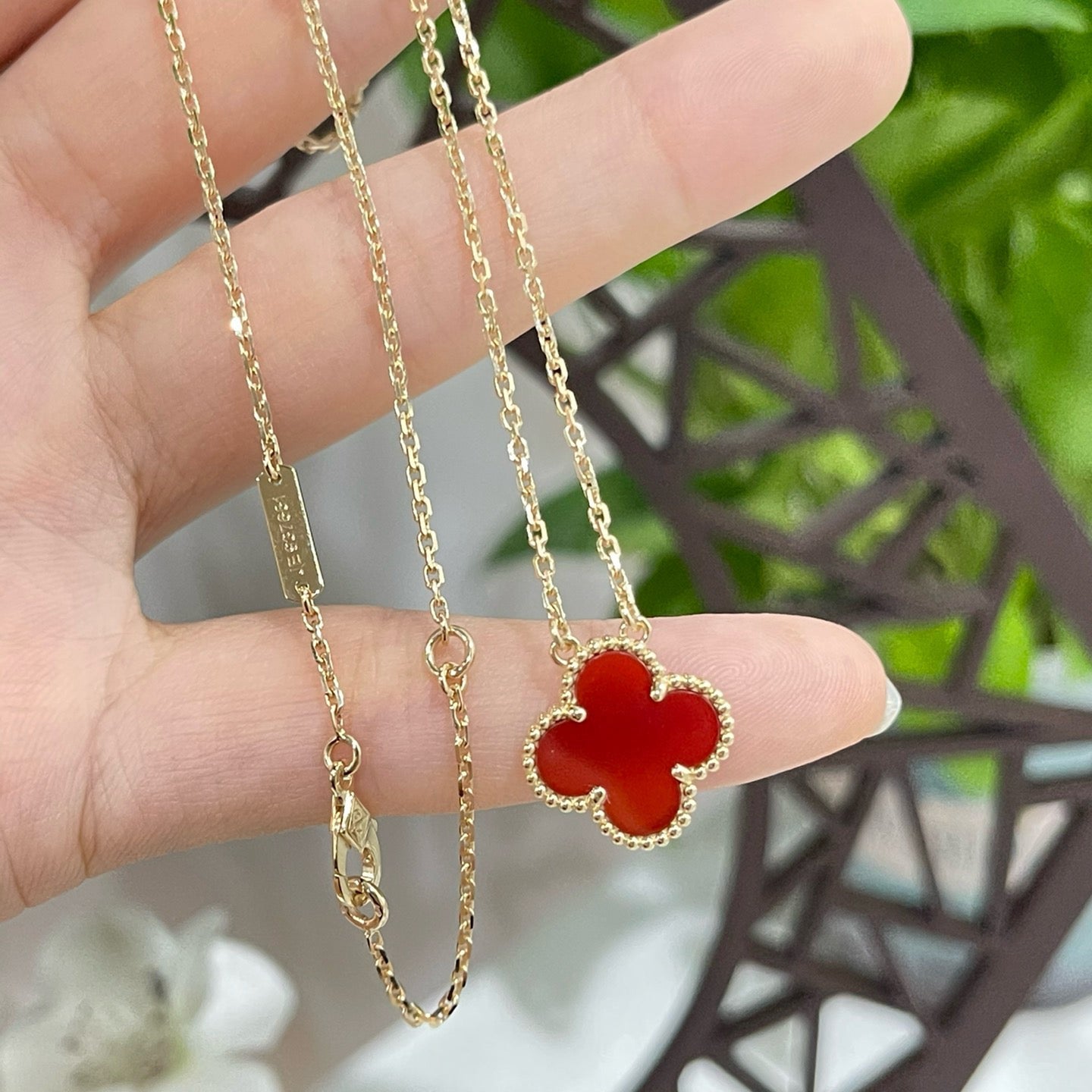 [LUXE]CLOVER 15MM CARNELIAN SINGLE FLOWER NECKLACE