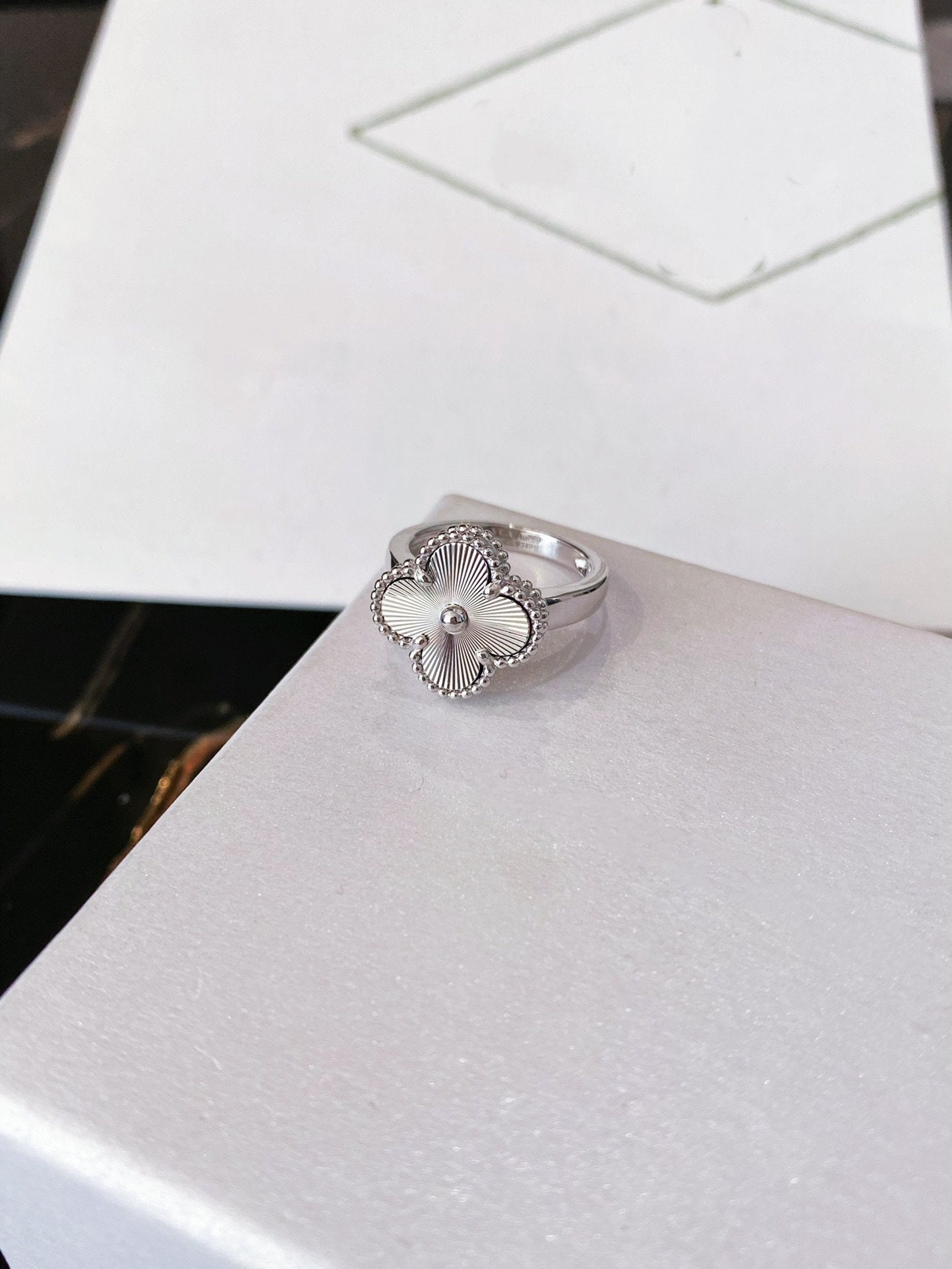[LUXE]CLOVER SILVER RING