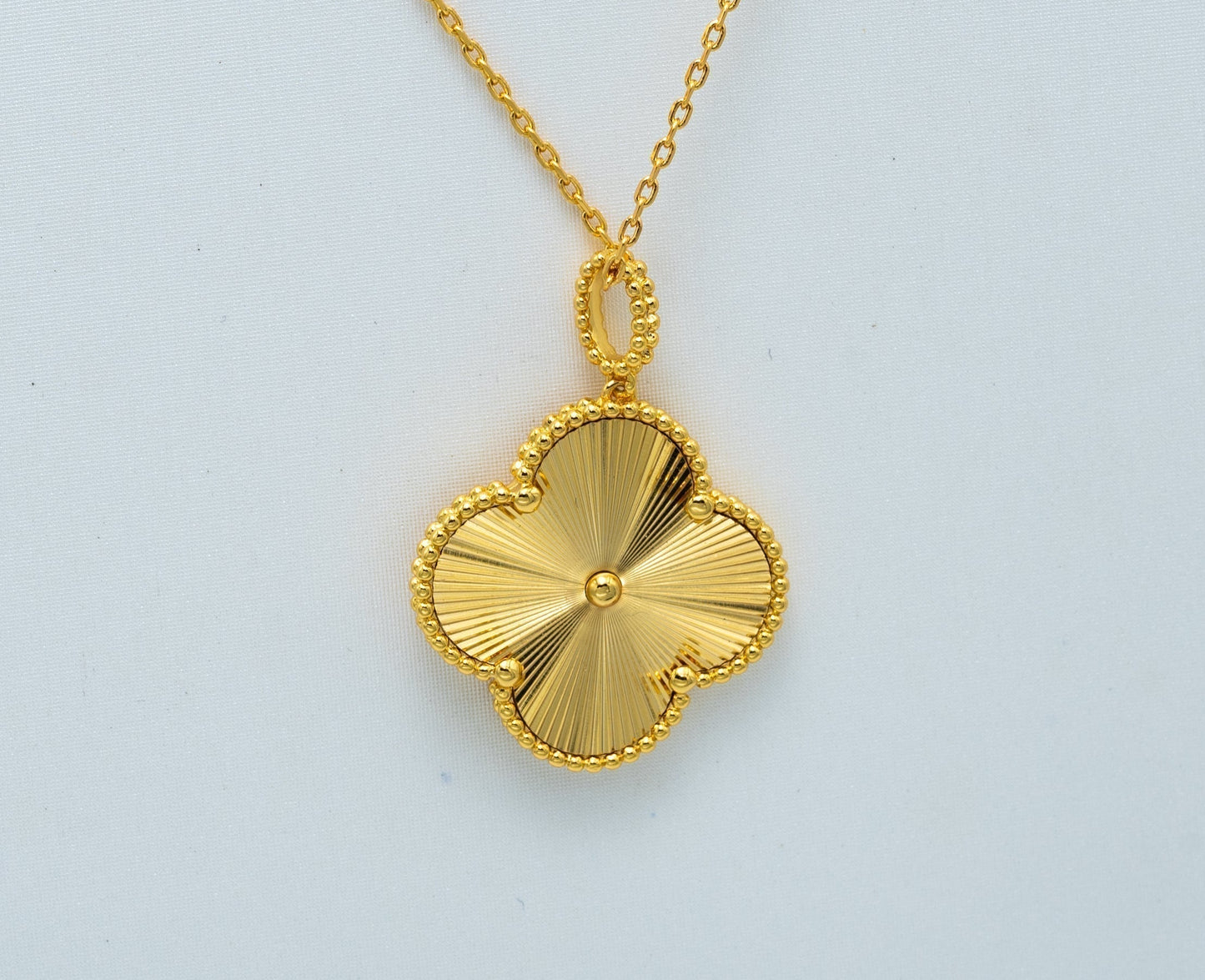 [LUXE]CLOVER 25MM PEDANT NECKLACE GOLD