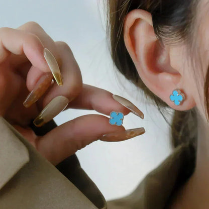 [LUXE]CLOVER MINI 9.5MM ONYX STUD EARRINGS SILVER