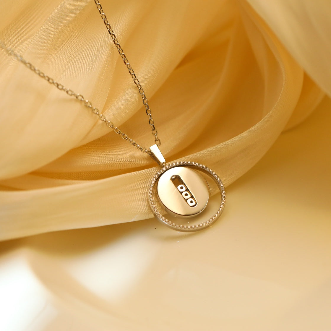 [LUXE]LUCKY MOVE MM SILVER DIAMOND NECKLACE