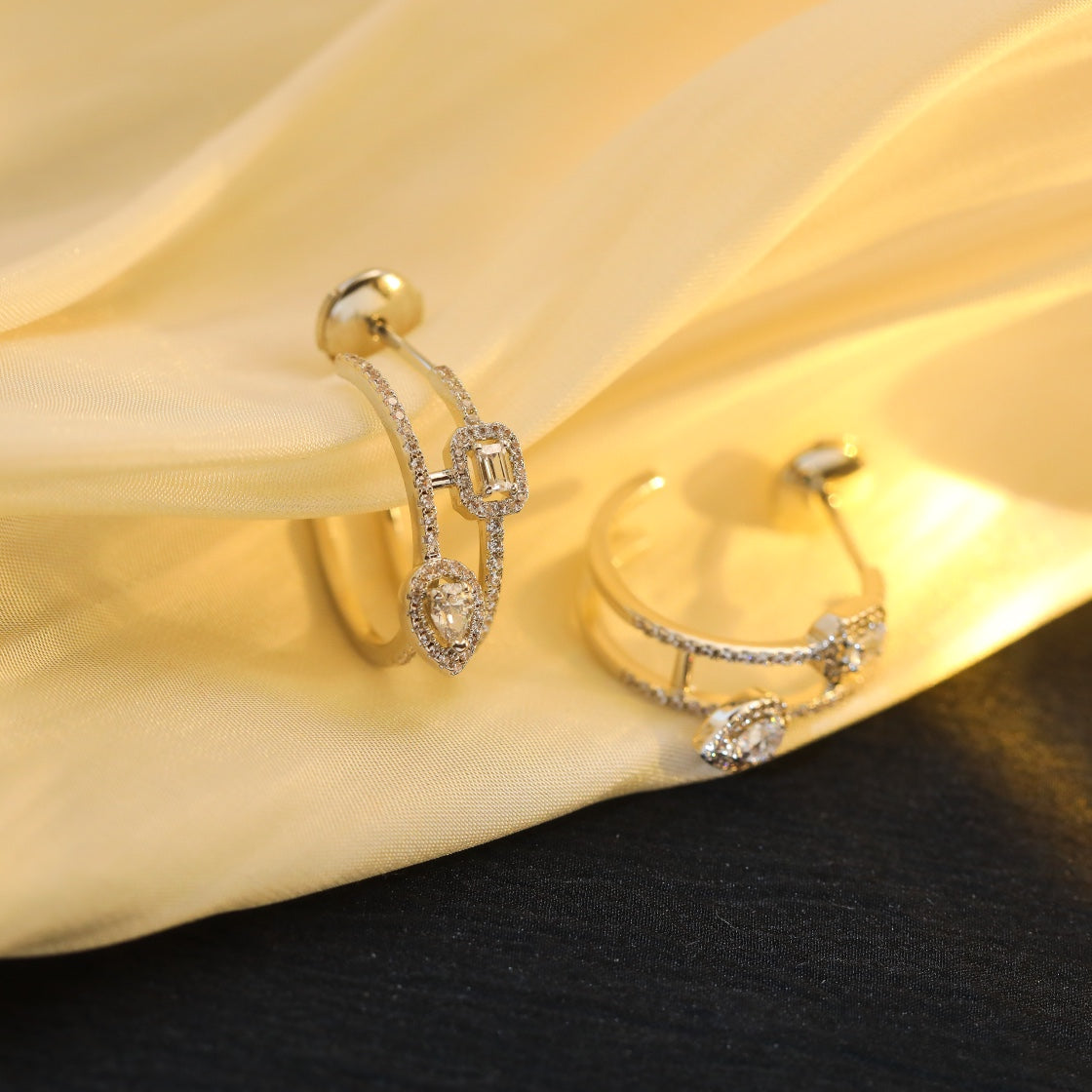 [LUXE]CREOLES MY TWIN 2 RANGS SILVER DIAMOND EARRINGS
