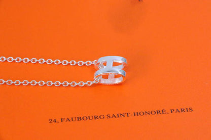 [LUXE]HM NECKLACE H LETTER OVAL SERIES