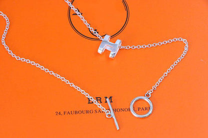 [LUXE]HM NECKLACE H LETTER OVAL SERIES