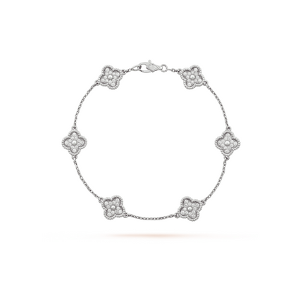 [LUXE]CLOVER 6 MOTIF SILVER DIAMOND BRACELET
