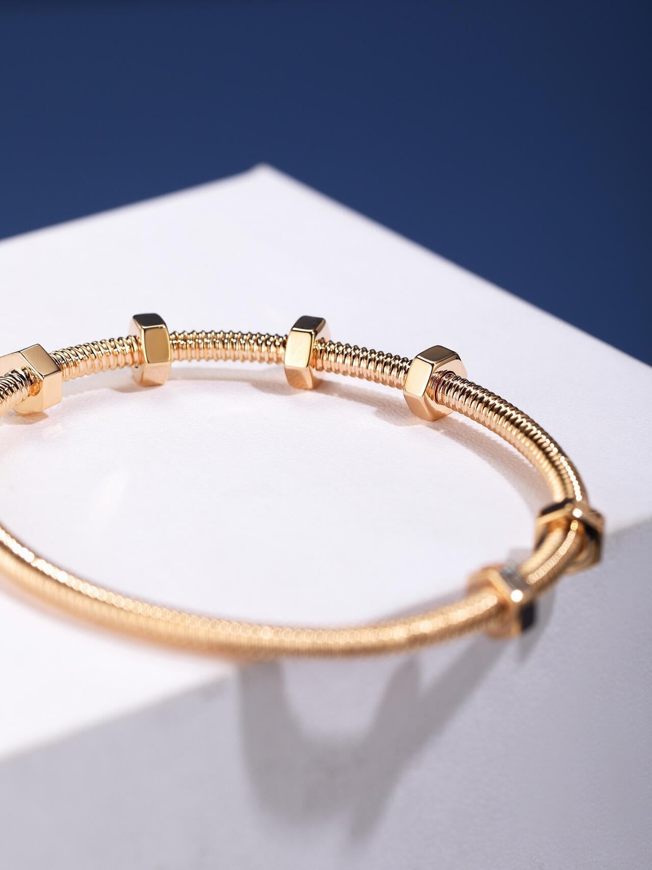 [LUXE jewelrys]CT THREADED BRACELET
