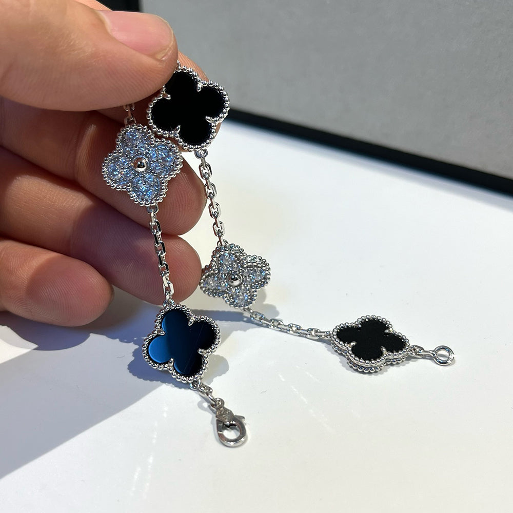 [LUXE] CLOVER 5 MOTIF ONYXS BRACELET COLLECTION