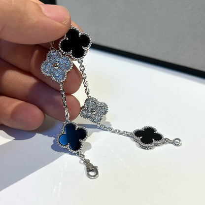 [LUXE] CLOVER 5 MOTIF ONYXS BRACELET COLLECTION