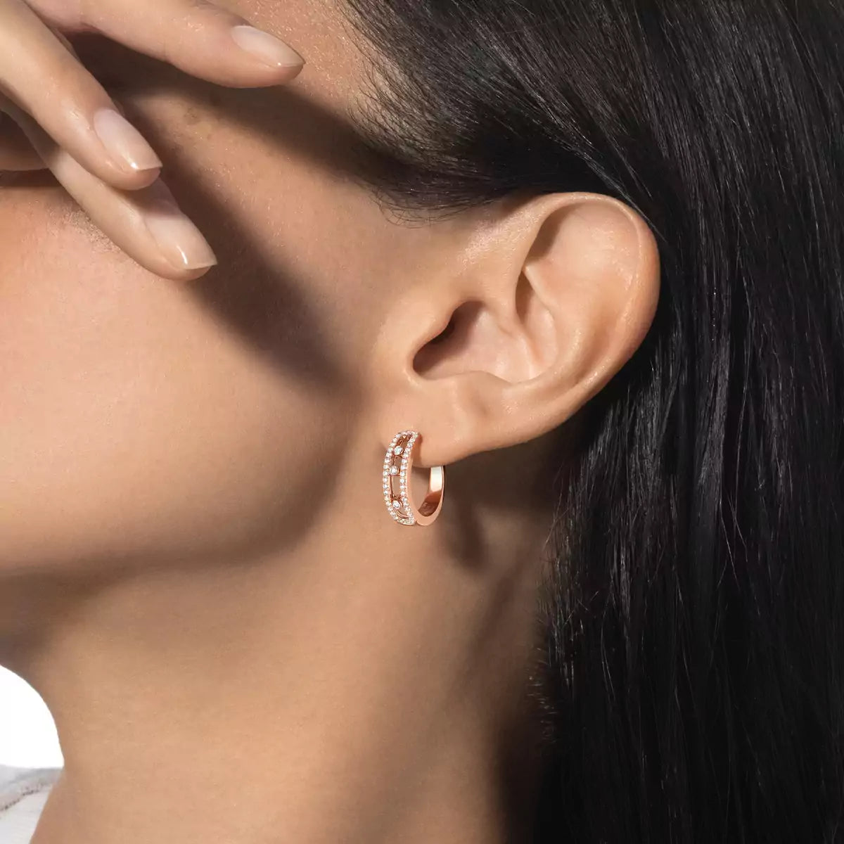 [LUXE]Diamond Pave_ Hoop Earrings Move