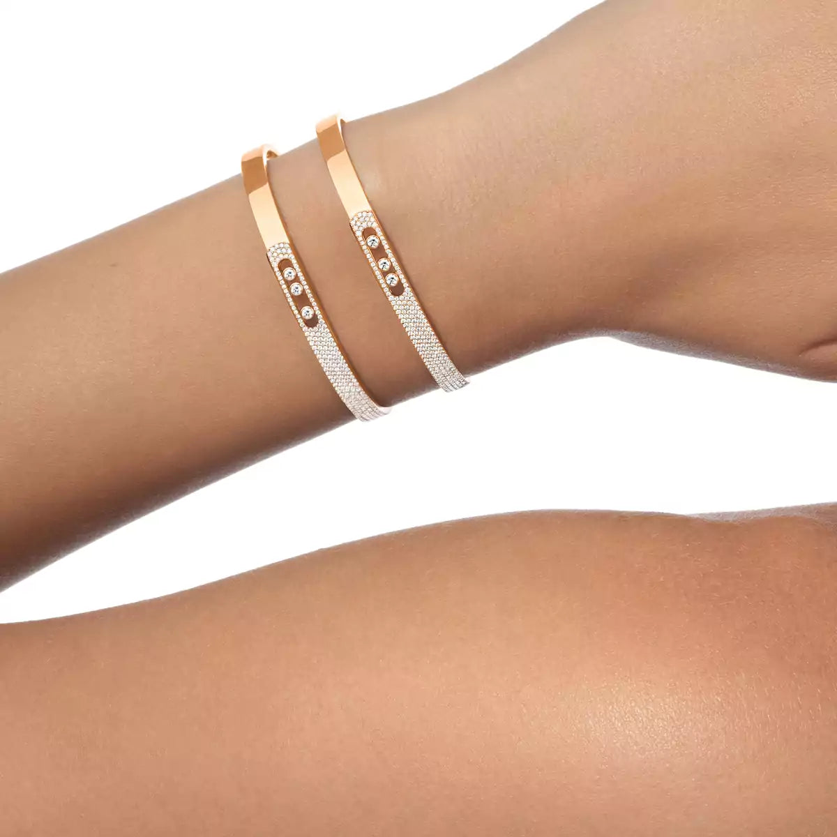 [LUXE]Move Noa Rose Gold Pavé Diamond Bangle Bracelet