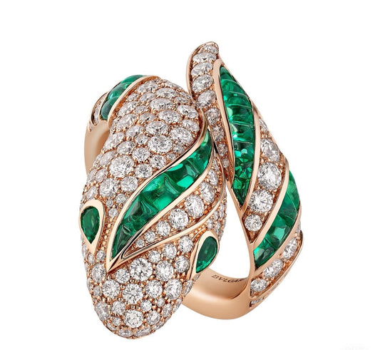 [LUXE]BRAND NEW LUXURY GREEN SNAKE RING