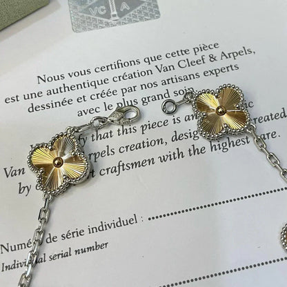 [LUXE] CLOVER 5 MOTIF LASER BRACELET COLLECTION