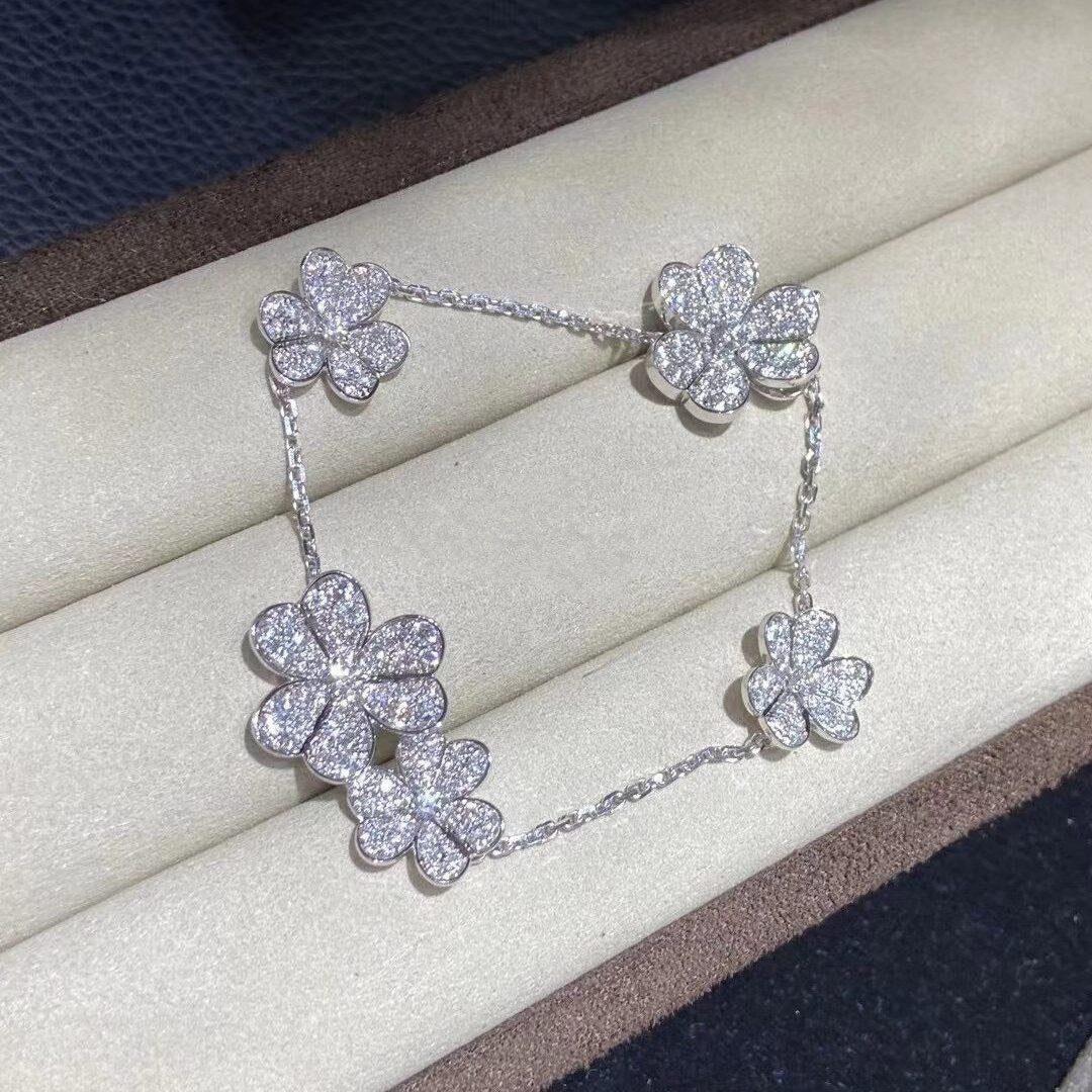 [LUXE]FRIVOLE SILVER 5 FLOWERS BRACELET