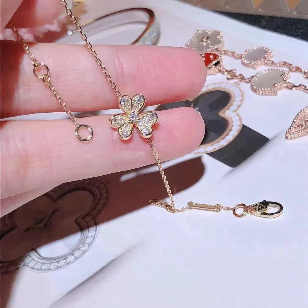 [LUXE]FRIVOLE GOLD FLOWER DIAMOND BRACELET