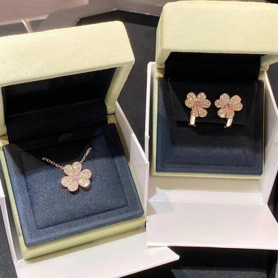 [LUXE]FRIVOLE ROSE GOLD FLOWER DIAMOND NECKLACE